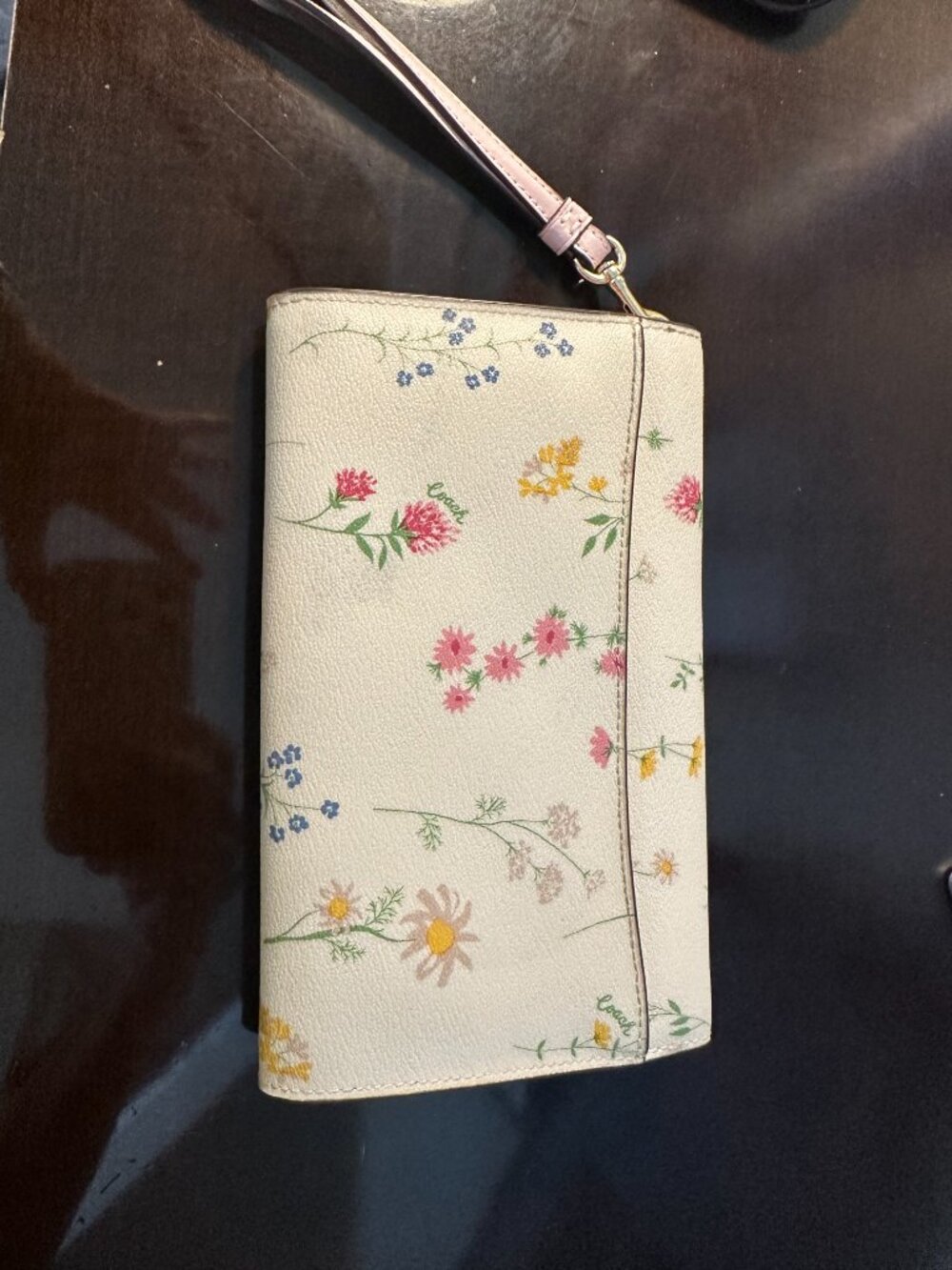 Coach beige/flower Wristlet with gold crossbody chain - Picture 2 of 4